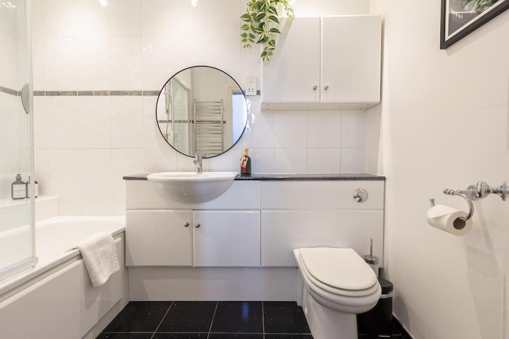 Regency Grade II Listed Townhouse By Centre And Beach Brighton Екстер'єр фото