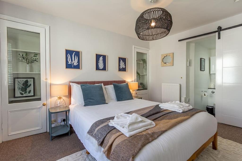 Regency Grade II Listed Townhouse By Centre And Beach Brighton Екстер'єр фото