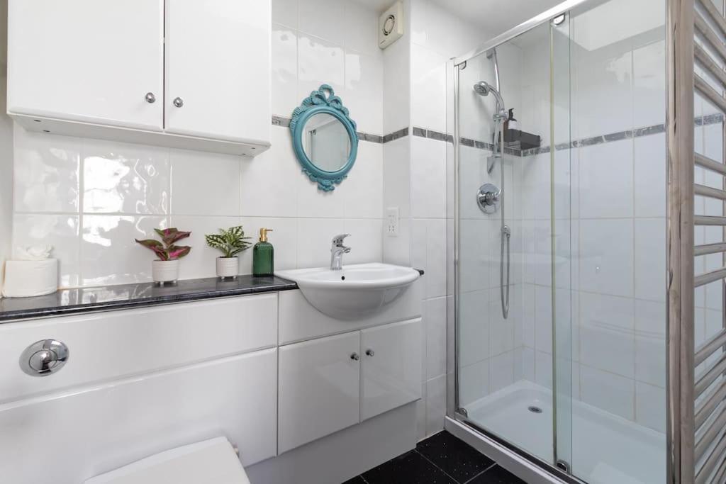 Regency Grade II Listed Townhouse By Centre And Beach Brighton Екстер'єр фото
